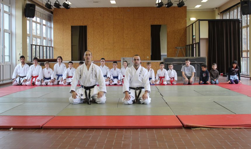 Démonstration de karate à la « Journée sportive » de la commune d’Evere